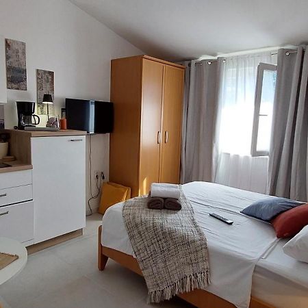 Apartments Leon 2 Banjol Dış mekan fotoğraf