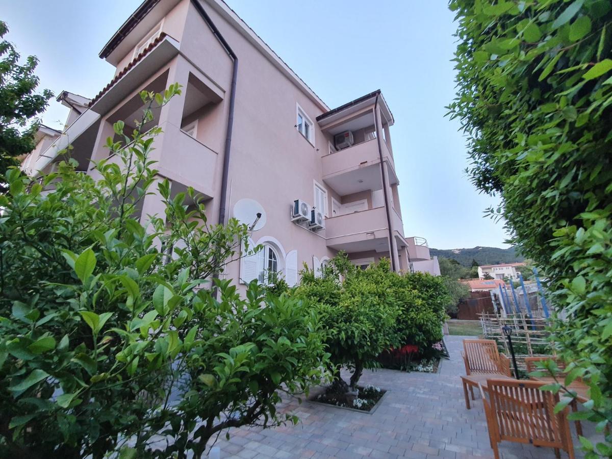 Apartments Leon 2 Banjol Dış mekan fotoğraf